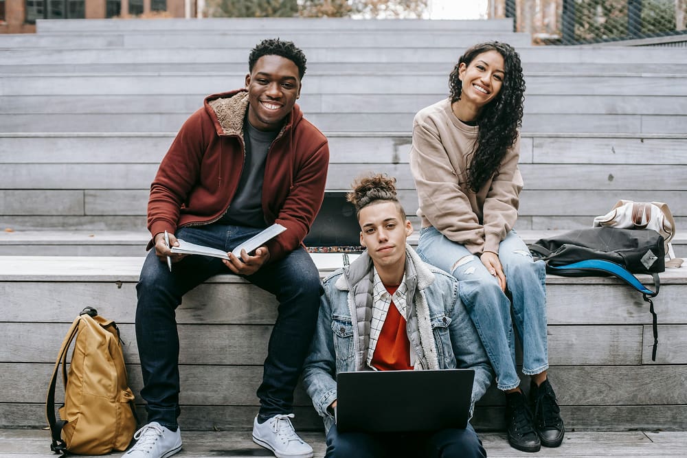 Cómo British Council automatizó el 80% del soporte de exámenes y escaló a 5 países con Dapta