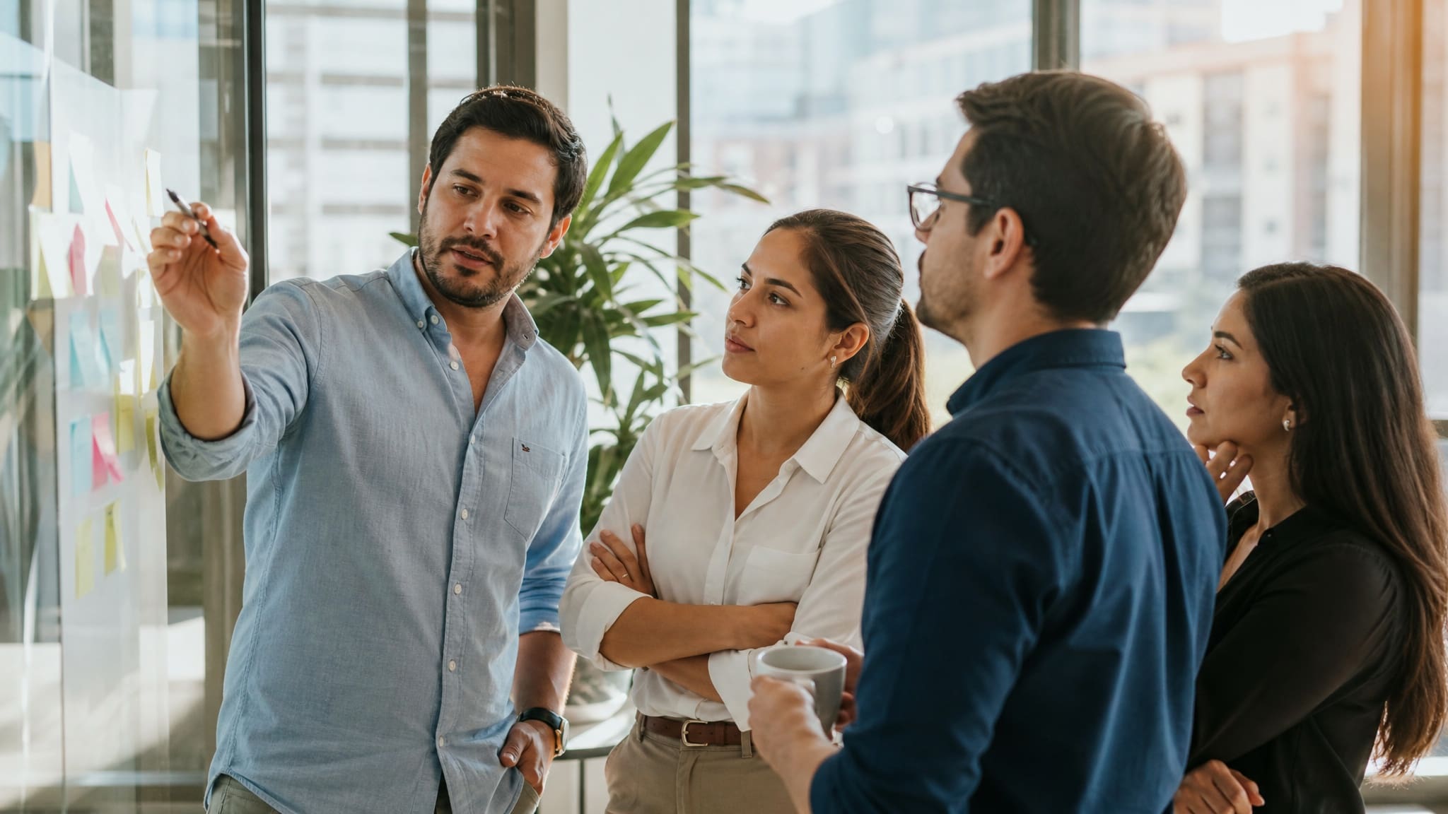 25 Frases para Vender Créditos sin Sonar Invasivo (Ejemplos 2026)